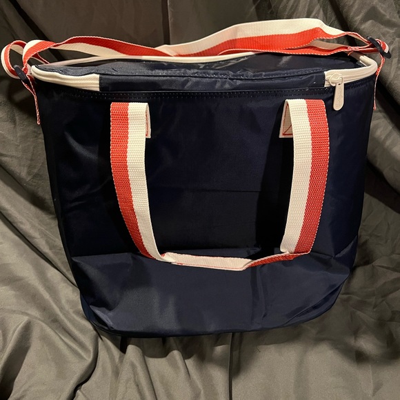 Thirty-One Round About Cooler Tote - Firecracker Colorblock - Picture 2 of 6